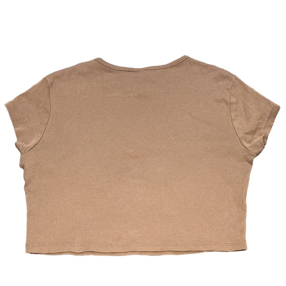 H&M women's brown and white "be peaceful" graphic cropped tee, size small. - Picture 3 of 3